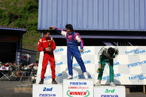 110515fes_1 (033)