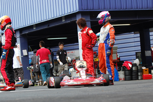 110925fes4_011