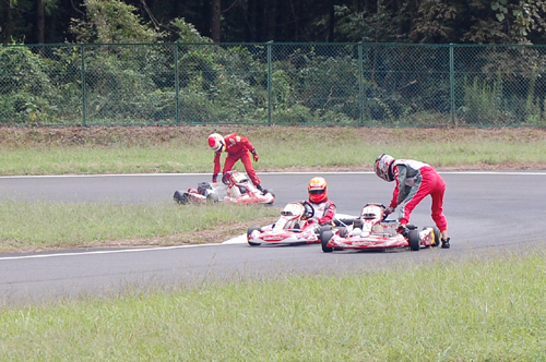110925fes4_040