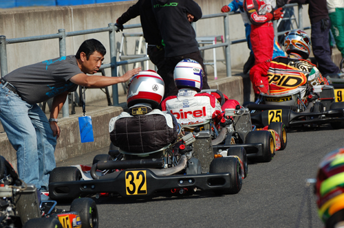 111009max_004