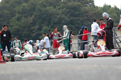 111009max_018