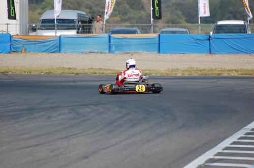 111009max_023