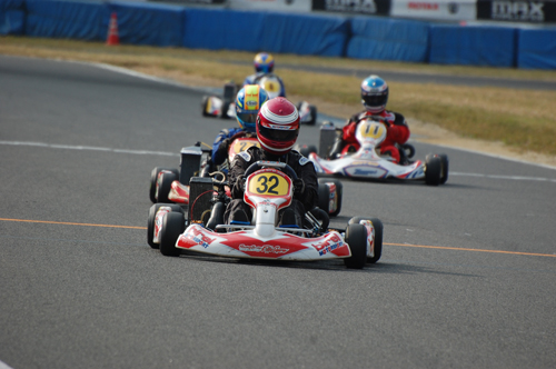 111009max_055