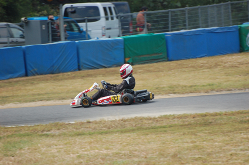 111009max_075