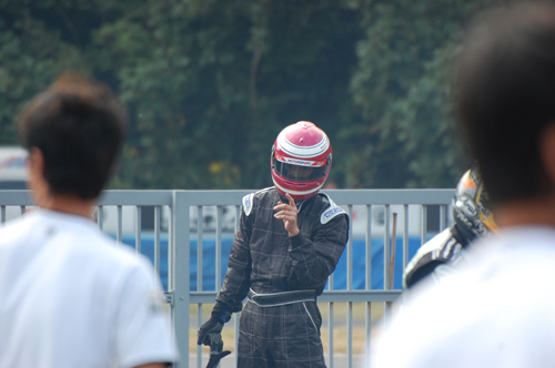111009max_078