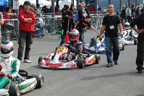 111009max_087