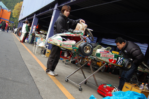 111127fes6_002