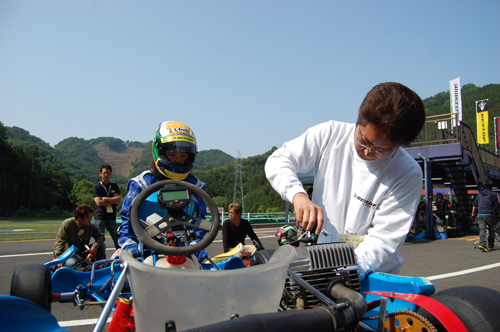 120527fes2_019