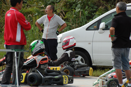 121007max_008