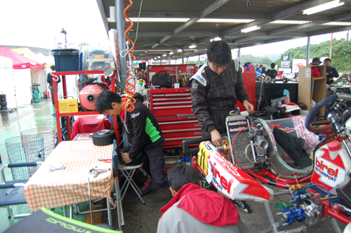121007max_052