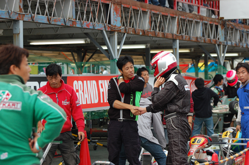 121007max_093