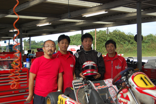 121007max_097