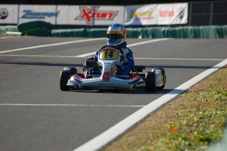 121209fes5_075